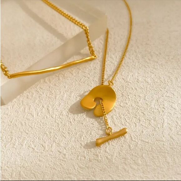 New 18k Gold Plated Unique Bar Toggle Necklace - Picture 5 of 7